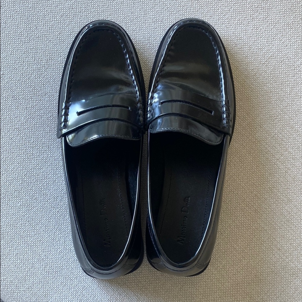 Massimo Dutti Black Patent Leather Penny Loafers